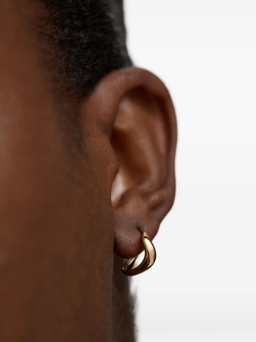 Swirl huggie earrings